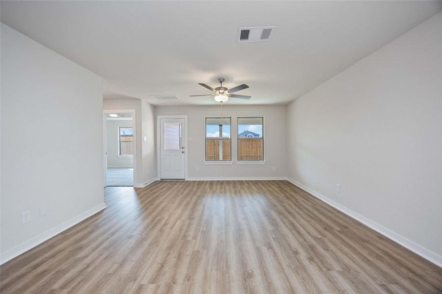 Spacious, unfurnished interior of a new home in The Villages at Westpointe, Dayton (Image 12).