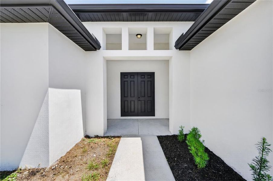 Exterior details and patio area of a home in , Port Charlotte (Image 33). Exterior details and patio area of a home in , Port Charlotte (Image 33).