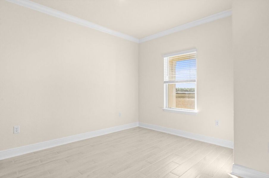 Spacious, unfurnished interior of a new home in Lake Merial, Panama City (Image 30).