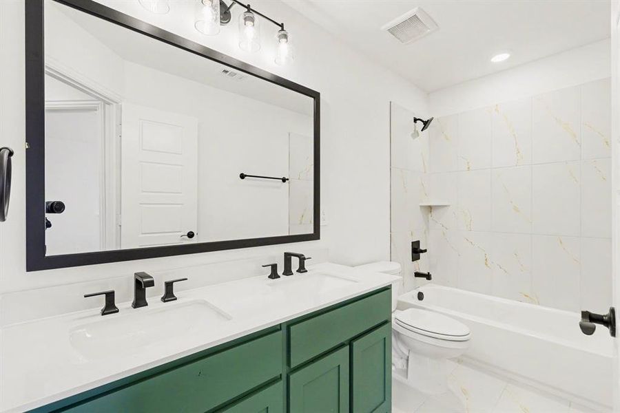 Furnished interior view inside a new home in , Prosper (Image 8).