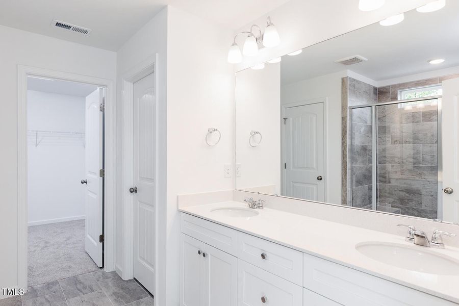 owner's double vanity