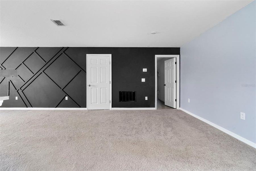 Spacious, unfurnished interior of a new home in Poinciana, Poinciana (Image 32).