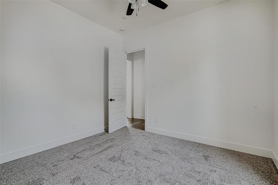 Spacious, unfurnished interior of a new home in , Grand Prairie (Image 30).