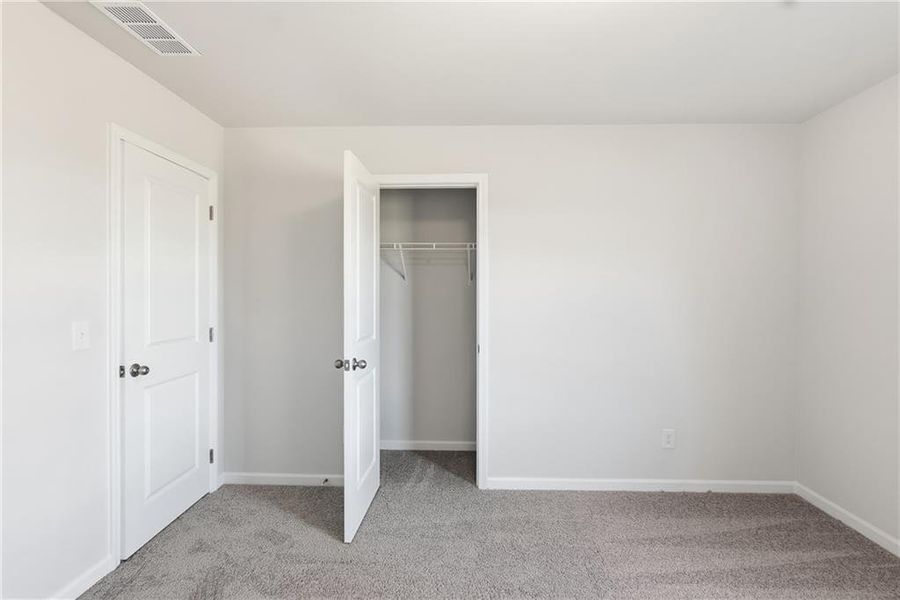 Spacious, unfurnished interior of a new home in Hampton Ridge, Jefferson (Image 35). Spacious, unfurnished interior of a new home in Hampton Ridge, Jefferson (Image 35).