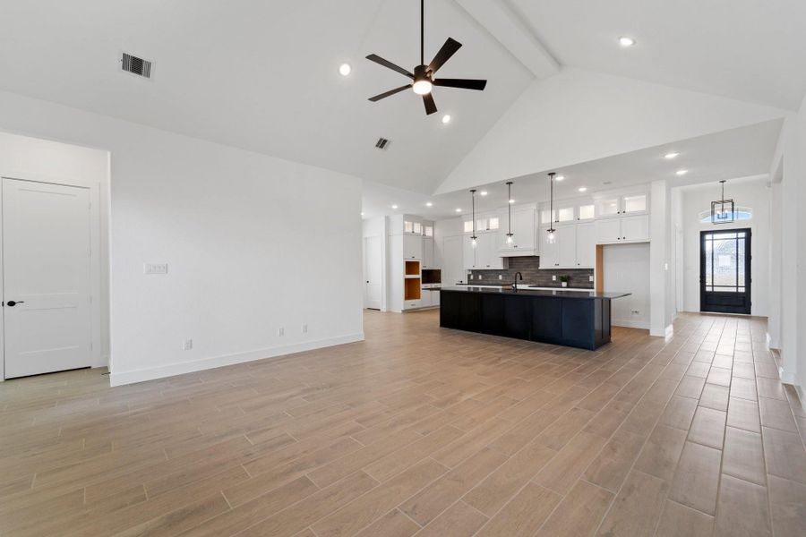 Photos are REPRESENTATIVE of the home /floor plan and are NOT of the actual home.  Selections, features, and room options may vary.