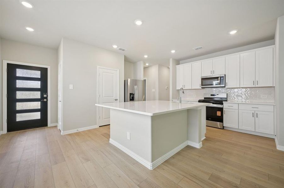 Photo is not of the actual home, but is an inspirational photo of builder’s model home and may depict options, furnishings, and/or decorator features that are not included.