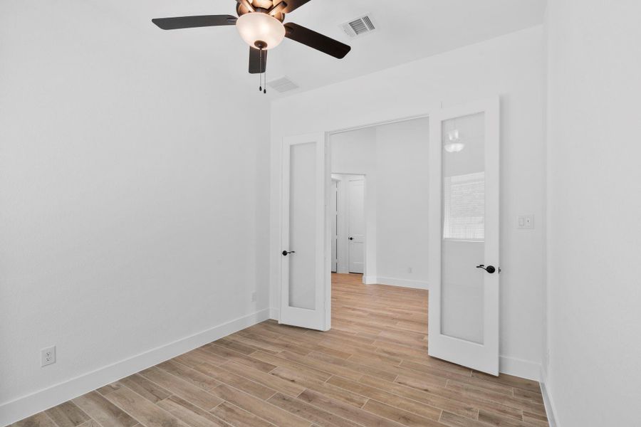 Spacious, unfurnished interior of a new home in Jordan Ranch, Fulshear (Image 25).