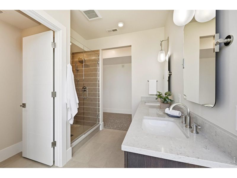 Furnished interior view inside a new home in , Boulder (Image 13).