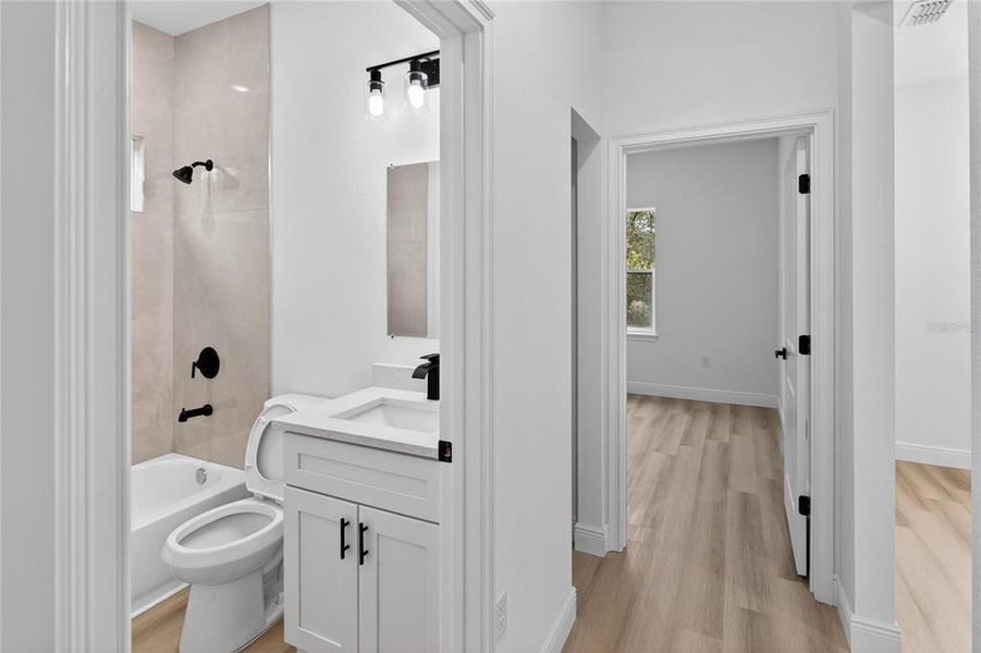 Furnished interior view inside a new home in , Ocala (Image 9).