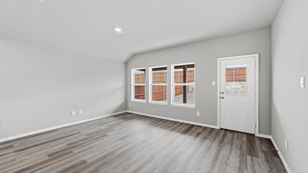 Spacious, unfurnished interior of a new home in Rock Creek West, Fort Worth (Image 27). Spacious, unfurnished interior of a new home in Rock Creek West, Fort Worth (Image 27).