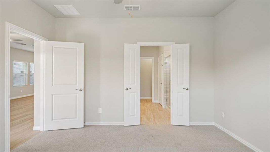 Photo is not of the actual home, but is an inspirational photo of builder’s model home and may depict options, furnishings, and/or decorator features that are not included. Photo is not of the actual home, but is an inspirational photo of builder’s model home and may depict options, furnishings, and/or decorator features that are not included.