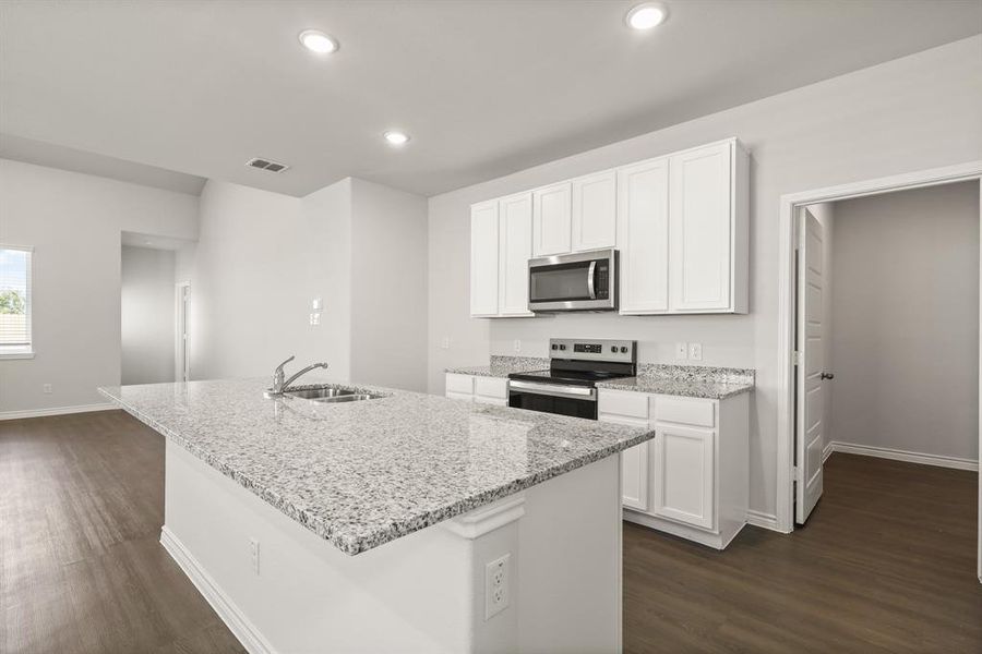 Furnished interior view inside a new home in Sycamore Landing, Fort Worth (Image 6). Furnished interior view inside a new home in Sycamore Landing, Fort Worth (Image 6).