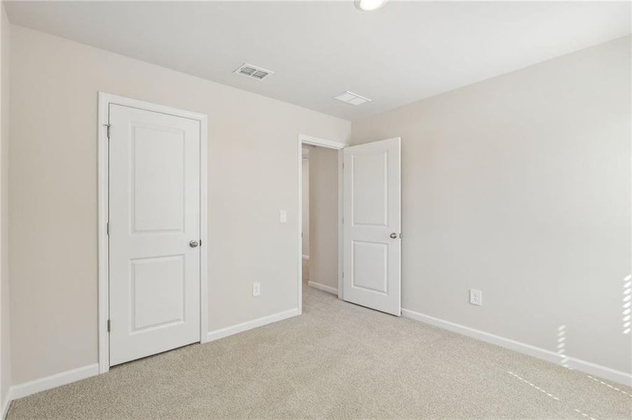Spacious, unfurnished interior of a new home in Martin Springs - Reserve Series, Lawrenceville (Image 21).