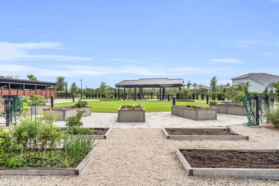 Community amenities in , Jacksonville (Image 61).