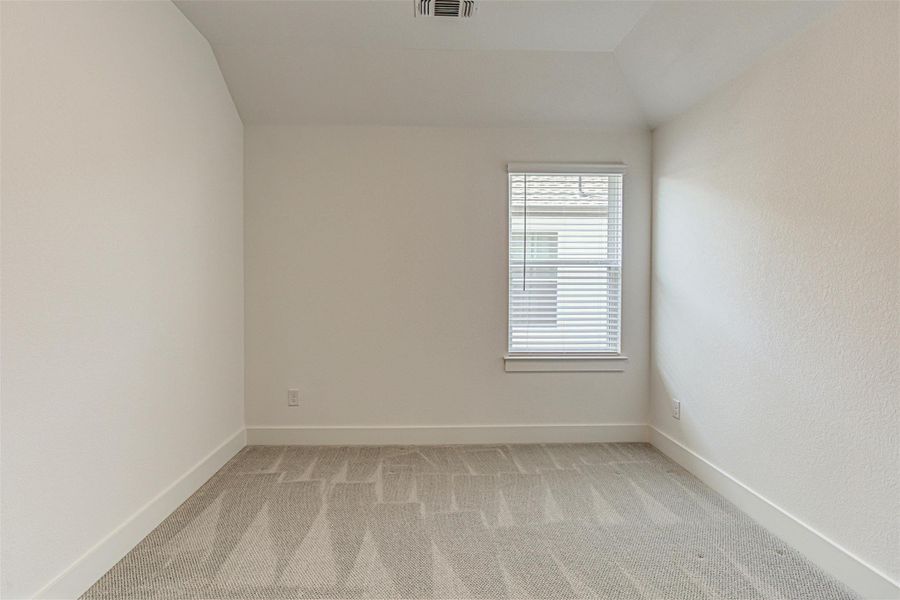 Spacious, unfurnished interior of a new home in Flora, Hutto (Image 25).