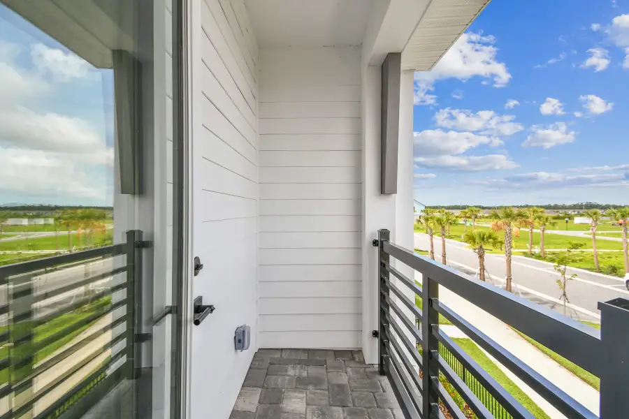 Representative exterior details of a home built from the The Seaboard by David Weekley Homes in Edgewater Wellen Park, Venice (Image 3). Representative exterior details of a home built from the The Seaboard by David Weekley Homes in Edgewater Wellen Park, Venice (Image 3).