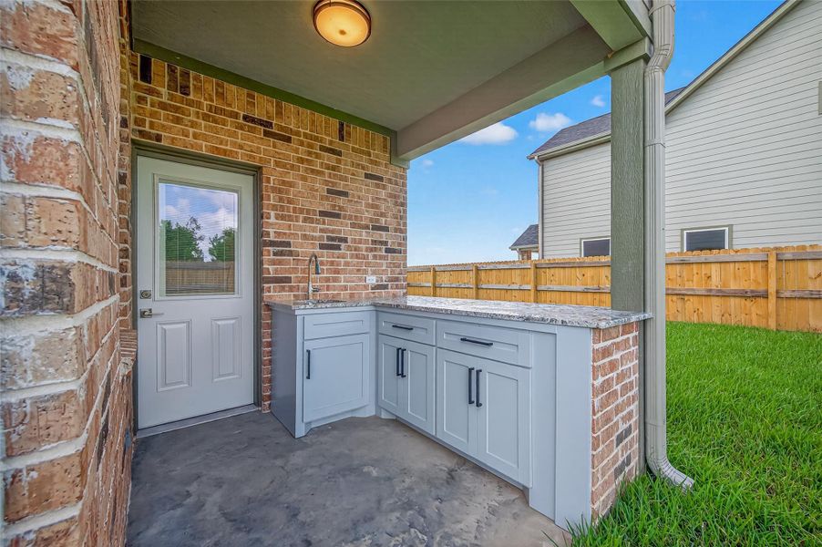 Exterior details and patio area of a home in , Cleveland (Image 27).