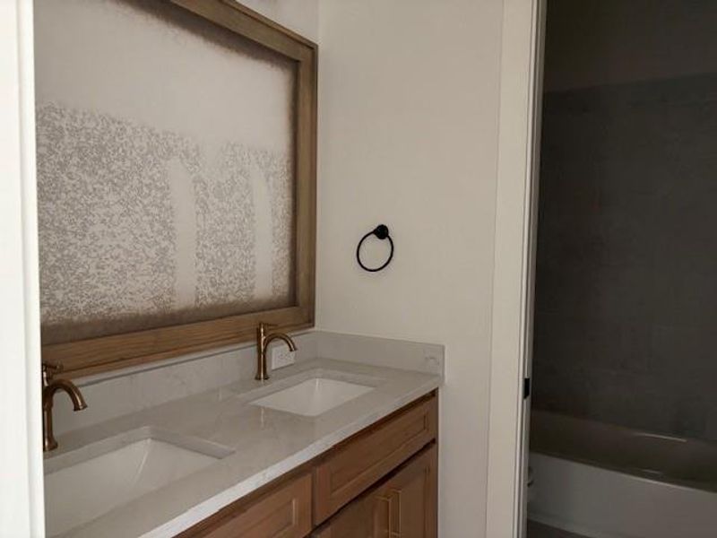 Image 8 of a home in .