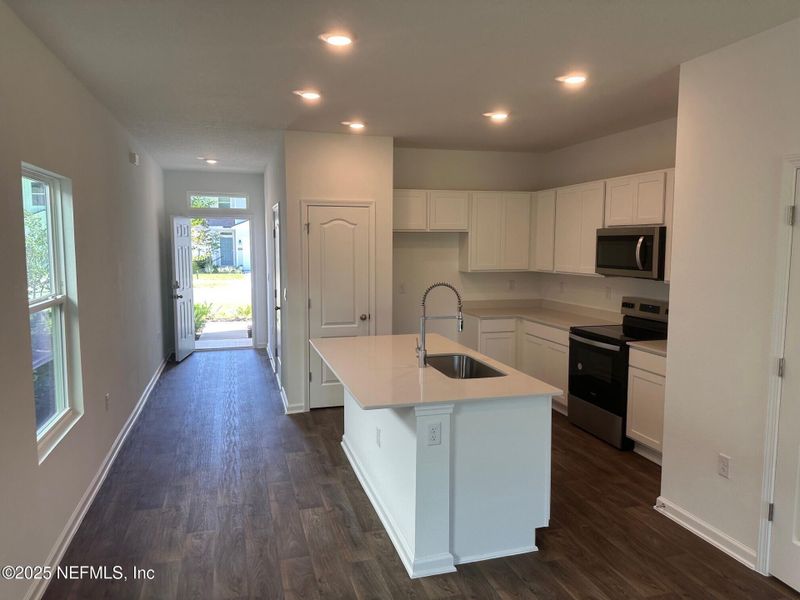 Furnished interior view inside a new home in Irongate Villas, Jacksonville (Image 32).