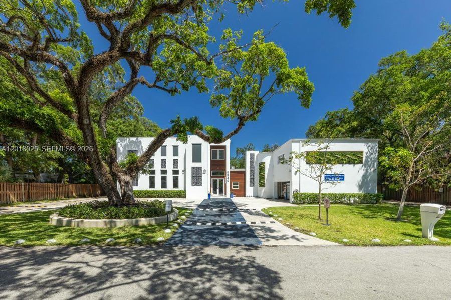 Image 35 of a home in .