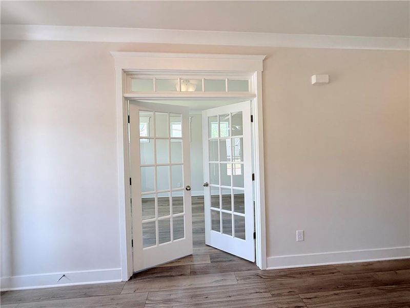 Spacious, unfurnished interior of a new home in Ponderosa Farms Reserve, Gainesville (Image 36).
