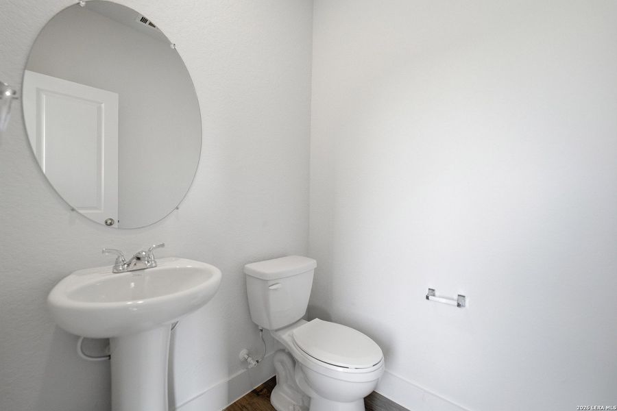 Furnished interior view inside a new home in Garden Grove, San Antonio (Image 7).