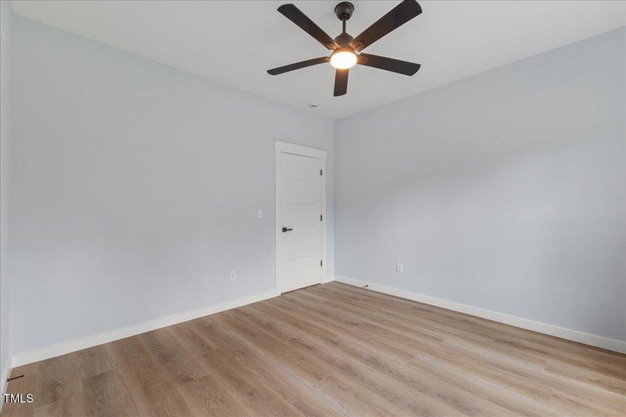 13-123-125 Ottawa Dr