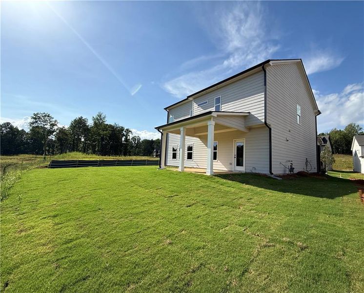 Exterior details and patio area of a home in , Gainesville (Image 4).