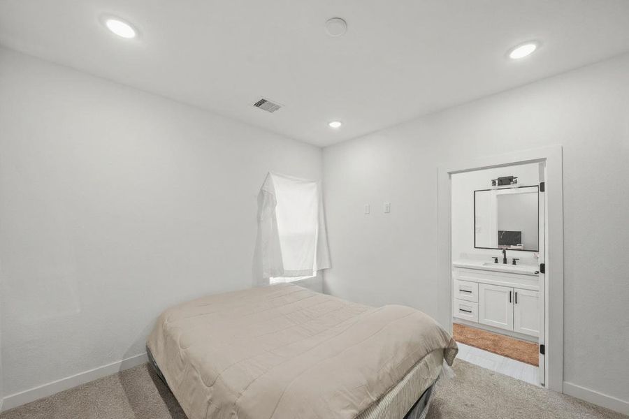 Furnished interior view inside a new home in , Houston (Image 17).