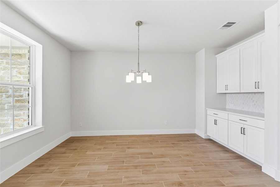 Spacious, unfurnished interior of a new home in Valencia, Manvel (Image 26). Spacious, unfurnished interior of a new home in Valencia, Manvel (Image 26).