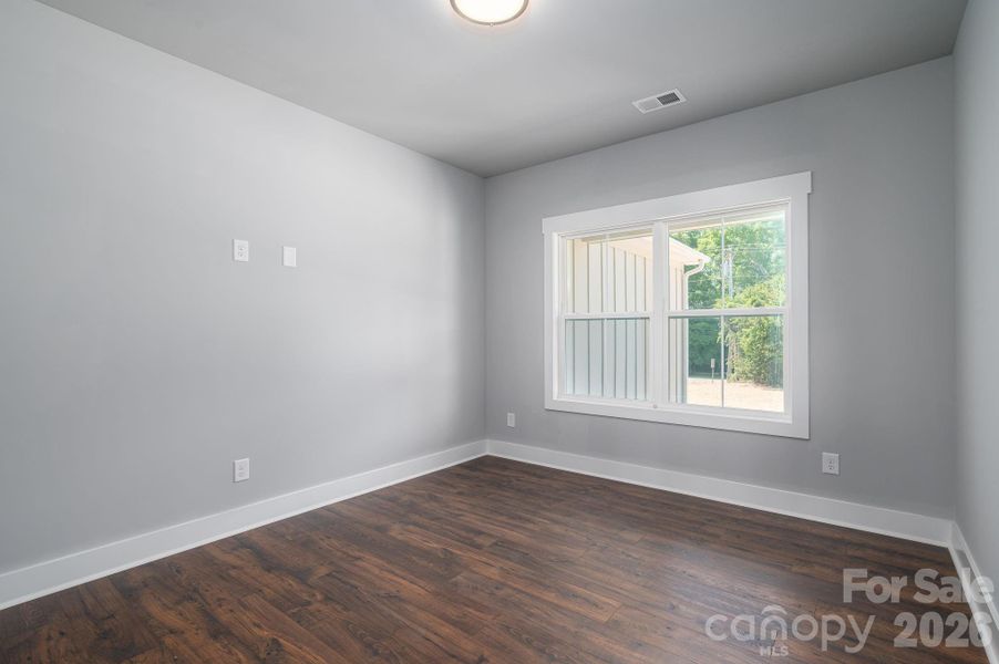 Spacious, unfurnished interior of a new home in , Maiden (Image 24).