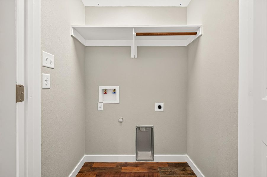Spacious, unfurnished interior of a new home in , Montgomery (Image 24).