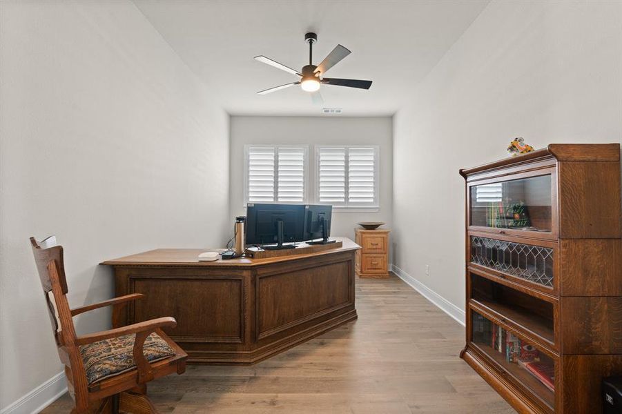 Furnished interior view inside a new home in Pecan Square - Estates, Northlake (Image 7).