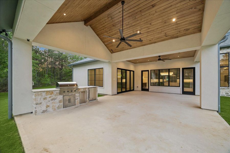 Exterior details and patio area of a home in , Montgomery (Image 4).