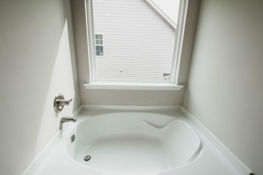 Representative interior finishes for a home built from the Turnbridge by Piedmont Residential in Hampton Ridge, Jefferson (Image 8).