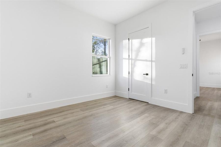 Spacious, unfurnished interior of a new home in , Dunnellon (Image 22). Spacious, unfurnished interior of a new home in , Dunnellon (Image 22).