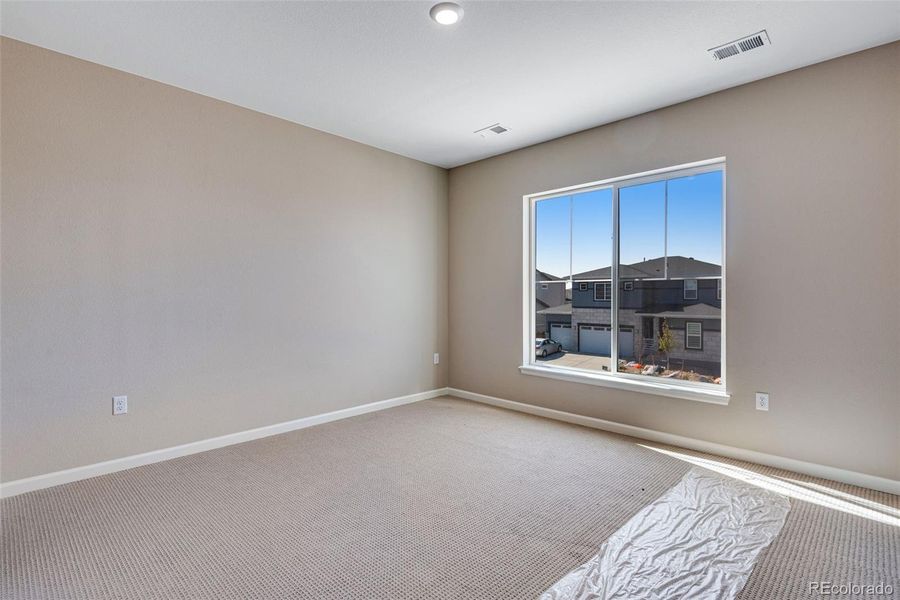 Spacious, unfurnished interior of a new home in Ensemble at The Aurora Highlands, Aurora (Image 20). Spacious, unfurnished interior of a new home in Ensemble at The Aurora Highlands, Aurora (Image 20).