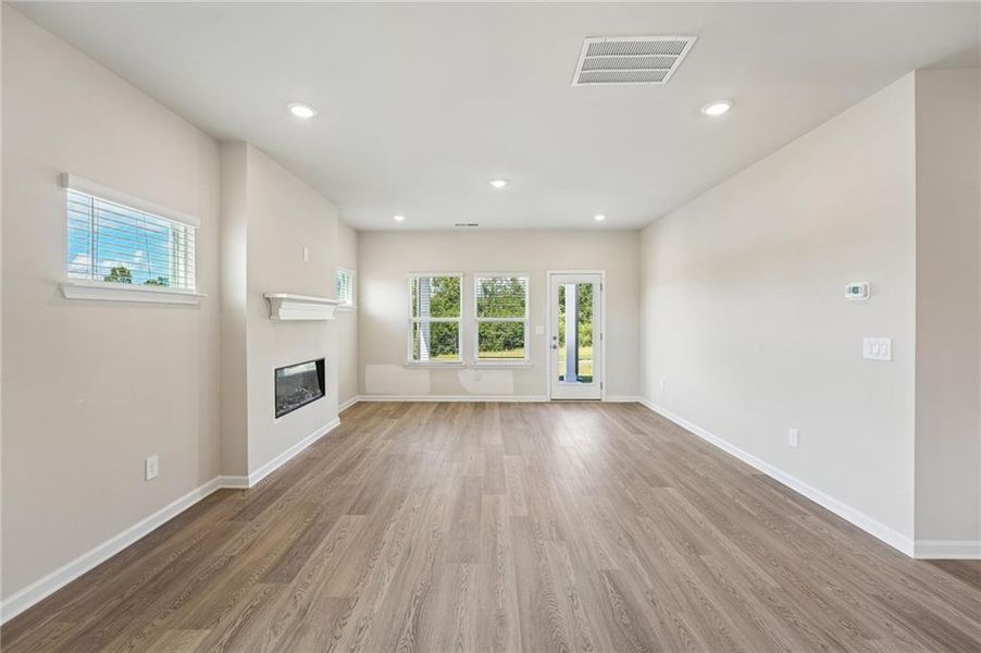 Spacious, unfurnished interior of a new home in Hemingway - Reserve Series, Cumming (Image 61).