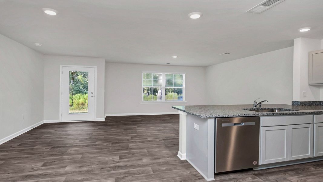 Spacious, unfurnished interior of a new home in Hunter's Branch Townhomes, Hopkins (Image 11).