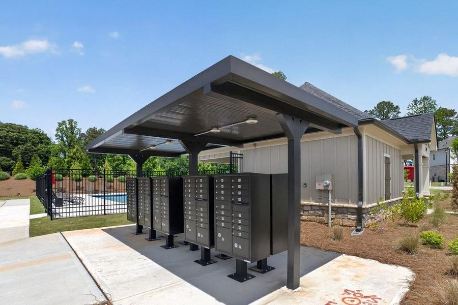 Community amenities in Auburn Glen, Dacula (Image 40).