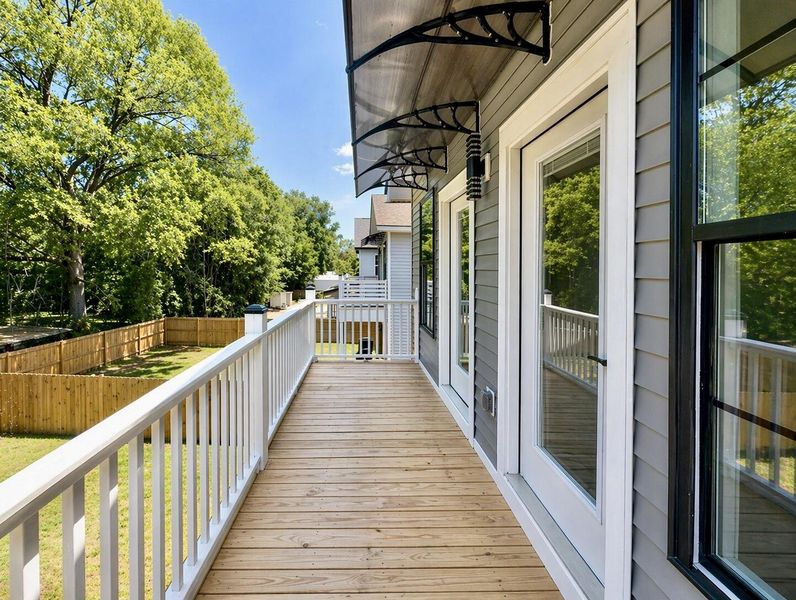 Exterior details and patio area of a home in , North Charleston (Image 3).