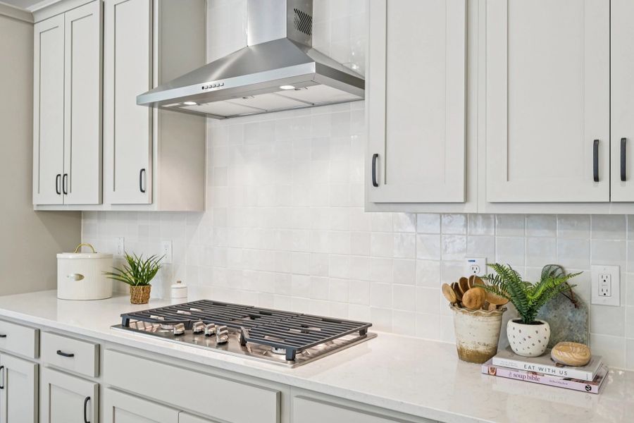 Representative images and renderings are for illustrative purposes. Actual structural options and design finishes of home may vary. Representative images and renderings are for illustrative purposes. Actual structural options and design finishes of home may vary.