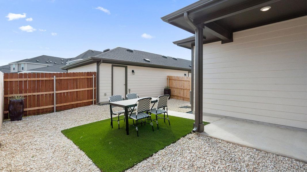 Exterior details and patio area of a home in Avery Centre, Round Rock (Image 28).