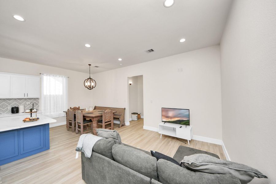 Furnished interior view inside a new home in , Houston (Image 31).
