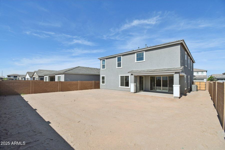 52-web-or-mls-E Saddle Way-S0111-046