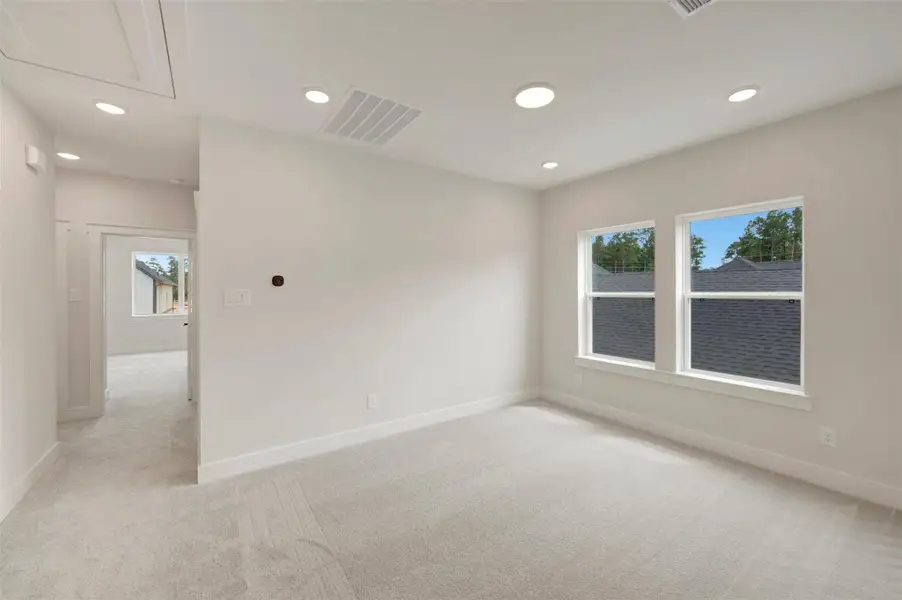 Spacious, unfurnished interior of a new home in Two Step Farm - Landmark Row Collection, Montgomery (Image 33).