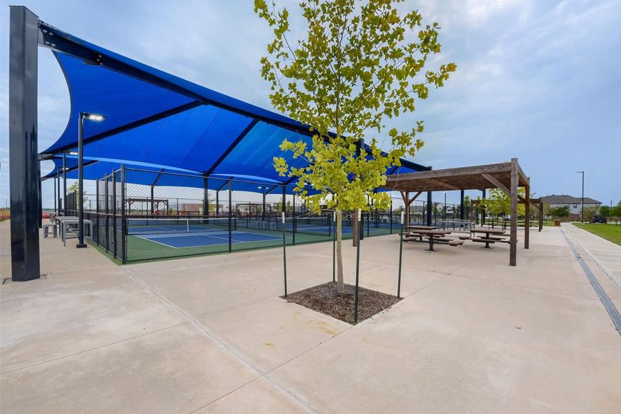 Community amenities in , Katy (Image 32).