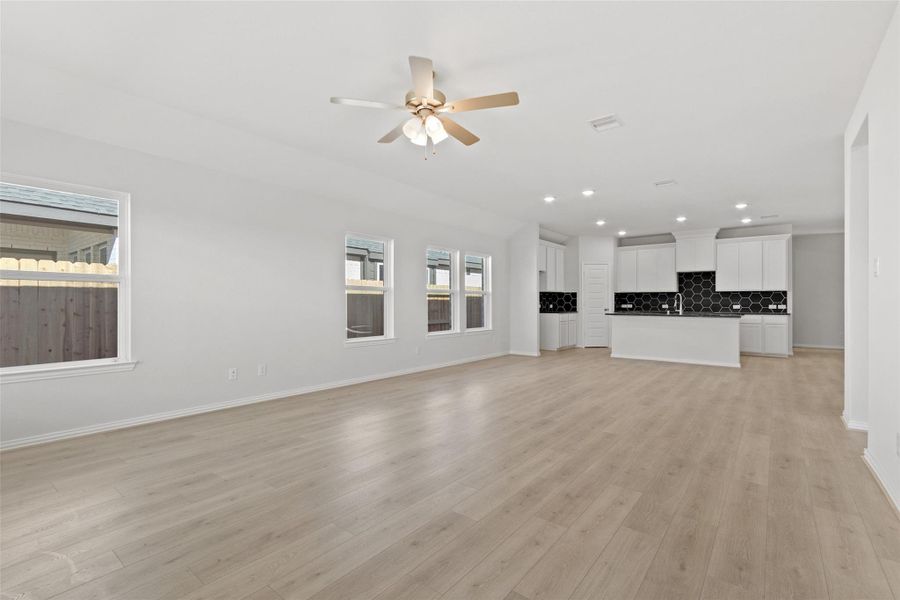 Image 19 of a home in Cypress Green. Image 19 of a home in Cypress Green.