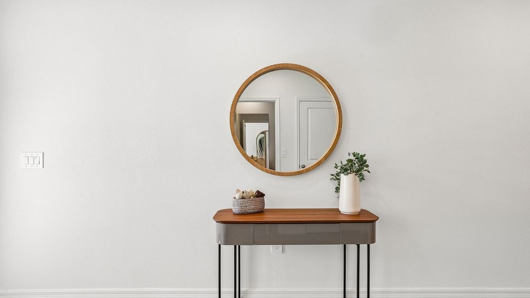 Close-up of interior finishes inside a home in Brookside, Ruskin (Image 19). Close-up of interior finishes inside a home in Brookside, Ruskin (Image 19).