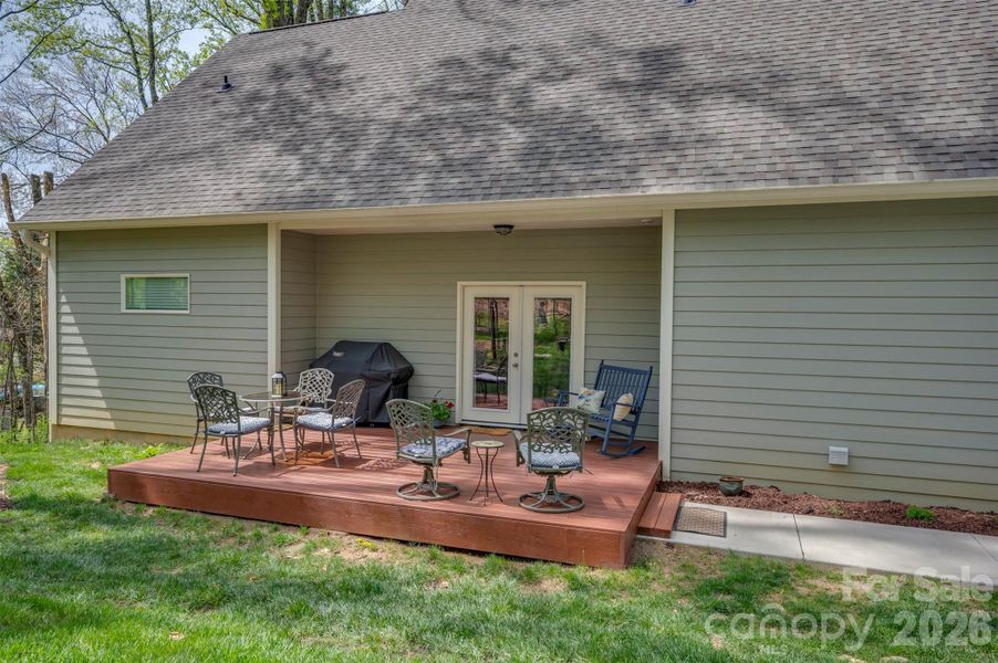 Exterior details and patio area of a home in , Hendersonville (Image 26). Exterior details and patio area of a home in , Hendersonville (Image 26).